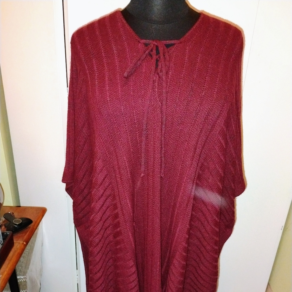 EUC Avenue Burgundy Sweater Poncho